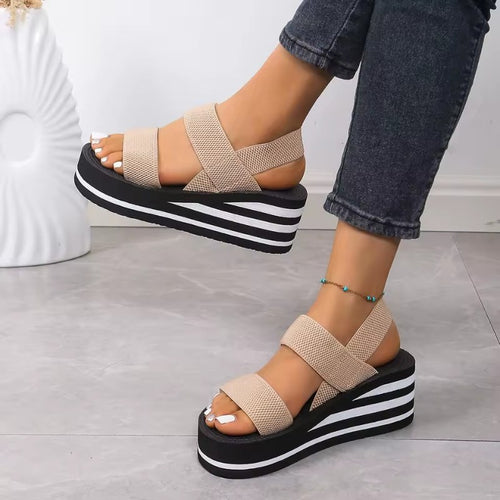 Bekväm sandal med klack platåsula - Beige