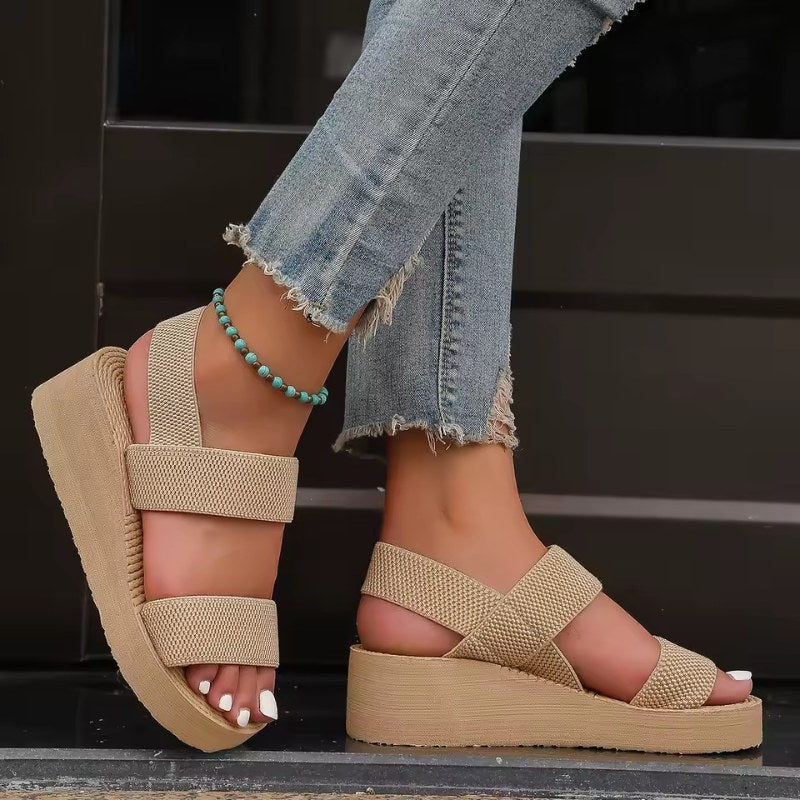 Bekväm sandal med klack platåsula - Camel