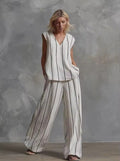 Elegant randigt tvådelat set med v-ringning - White