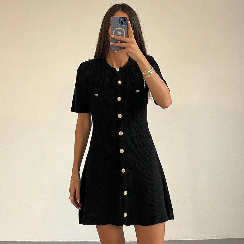 Witte elegante gebreide mini-jurk voor vrouwen metalen knop sexy slanke rib trui jurk vakantie feestoutfits herfst 2024 nieuw